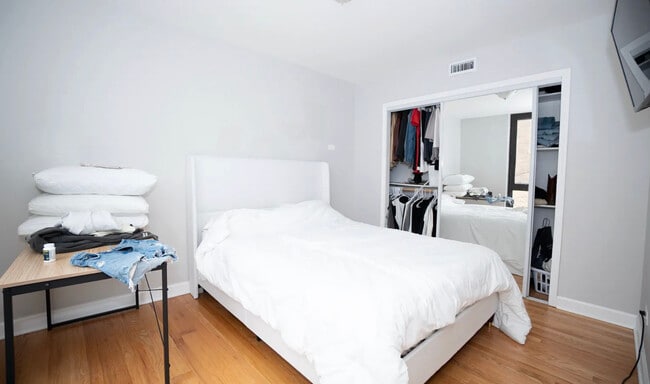 Building Photo - 2201 N Cleveland Ave