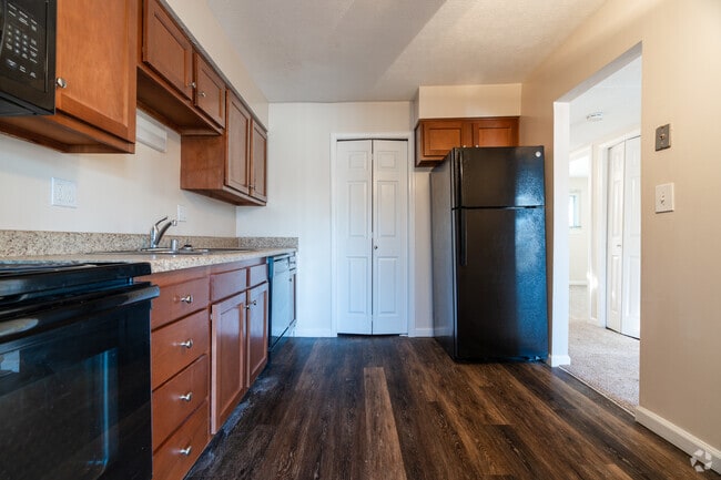 Nest - Kitchen - Eagles Eyrie Apartments
