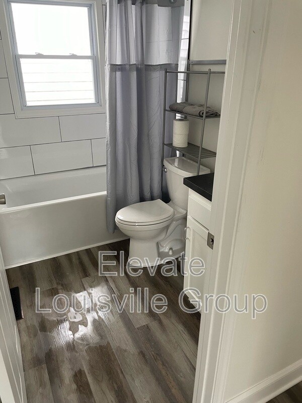 Foto del edificio - 1126 S 26th St