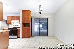 Foto del edificio - 3951 Chimney Springs Dr