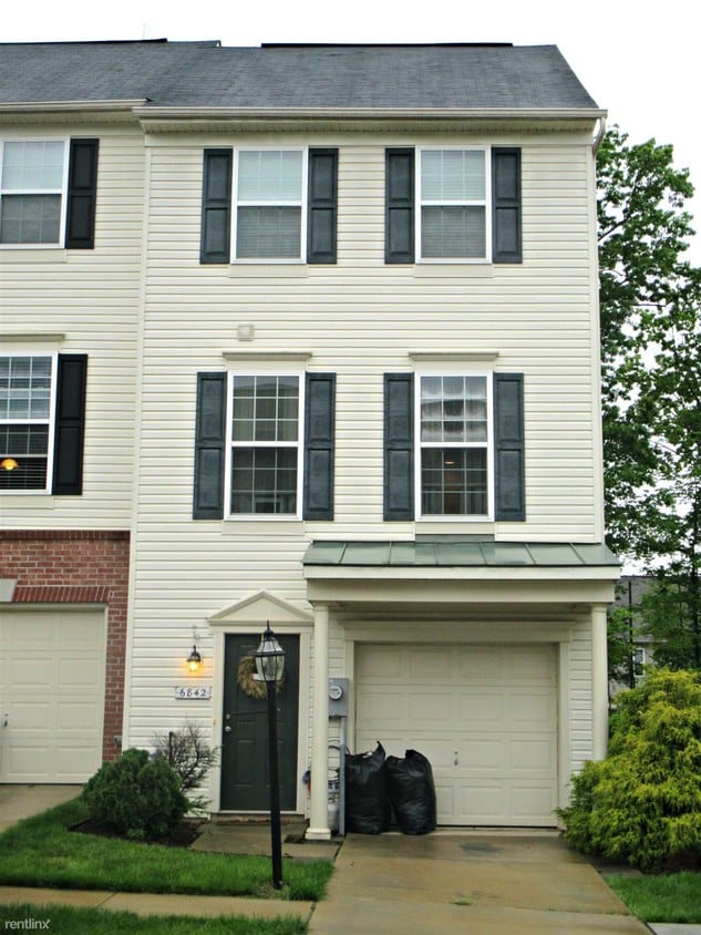 Primary Photo - 2 br, 2.5 bath Townhome - 6842 Warfield St
