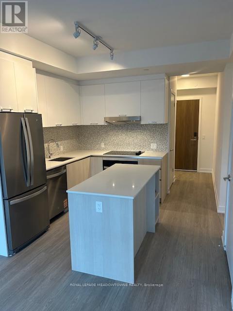 Photo du bâtiment - 8188 Yonge St