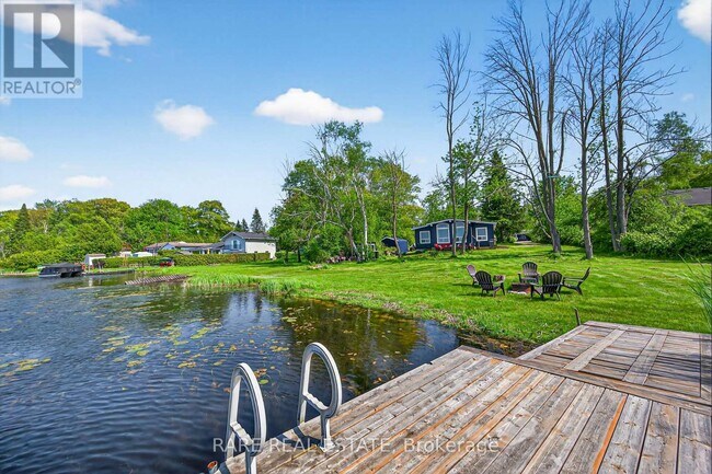 Photo du bâtiment - 168 Charlore Park Dr