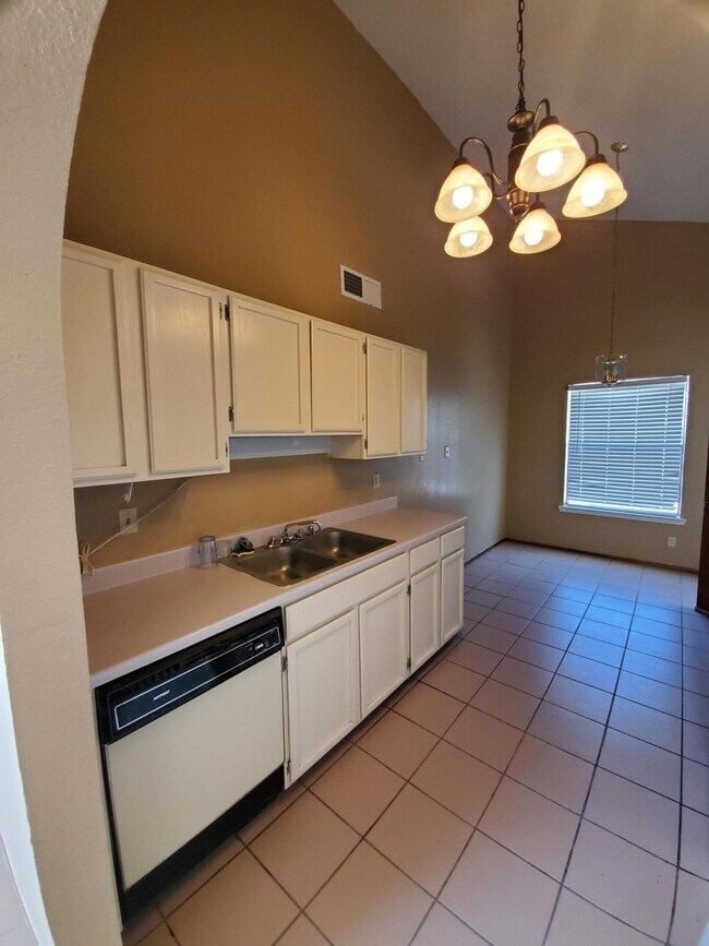 Foto del edificio - 12021 Van Dyck Ct