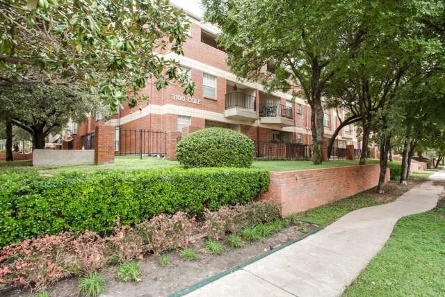 Foto principal - 3100 Cole Ave