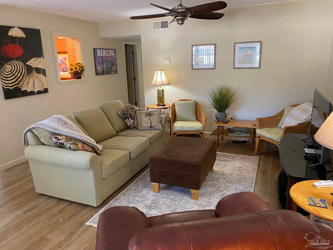 710 Scenic Hwy Unit 308, Pensacola, FL 32503 Condo for Rent in