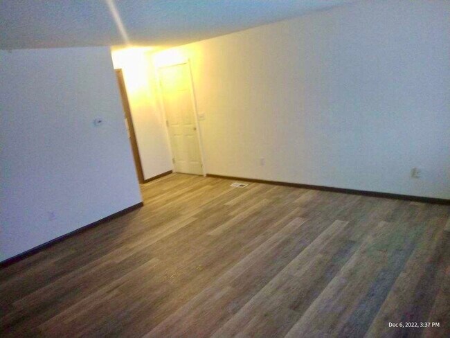 Foto del edificio - 1226 E North Ave