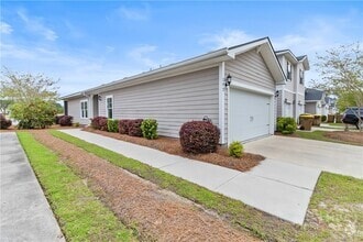 Building Photo - 192 Lake Lily Dr