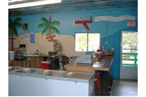 Dentro de la casa club - 8763 E Gulf To Lake Hwy
