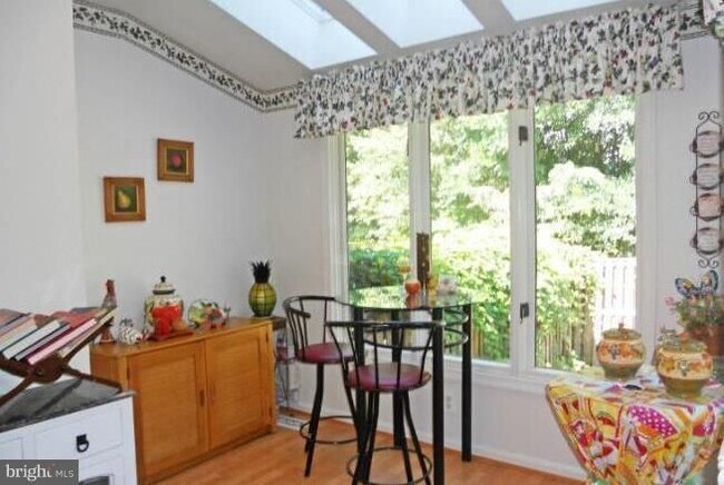 Foto del edificio - 5852 Westwater Ct