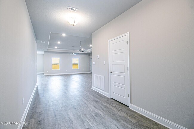 Foto del edificio - 5209 Fairbury Way