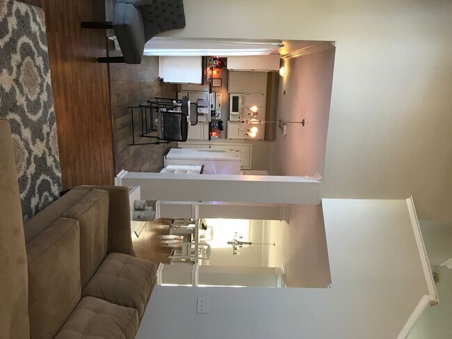Building Photo - 1747 Tilgate Ct