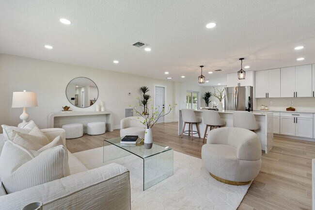 Building Photo - 930 Rutherford Ln