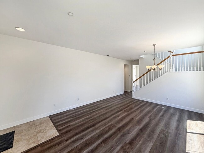 Building Photo - Beautiful 4B/3BA home in Vista for Rent!