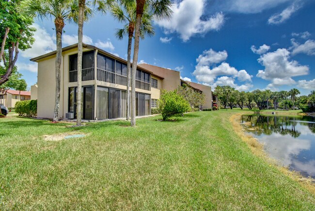 Building Photo - 21218 Lago Cir