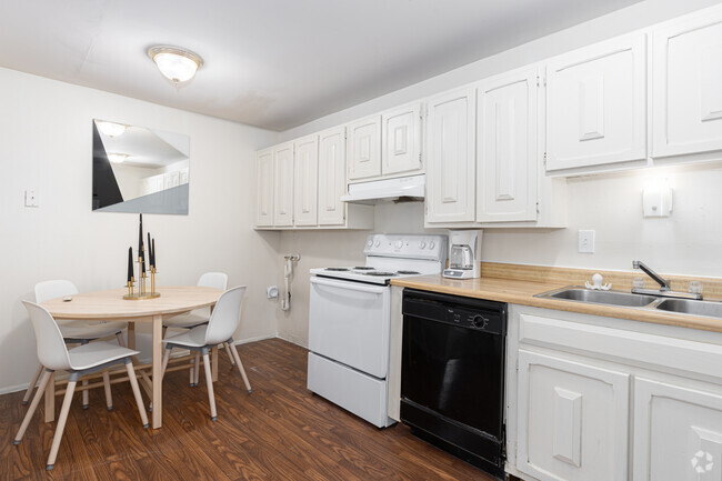 2HAB, 1BA - 986SF - Breckenridge Apartments