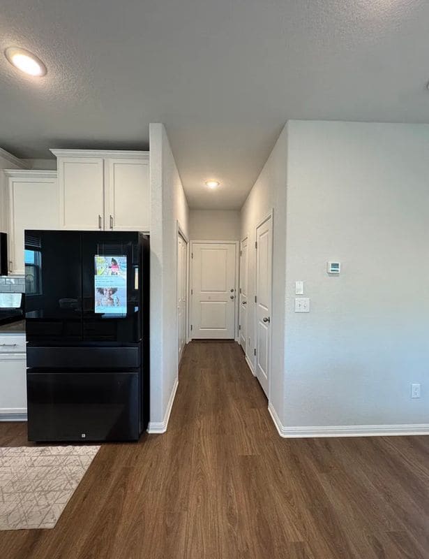 Foto del edificio - 6554 Marsh Ln