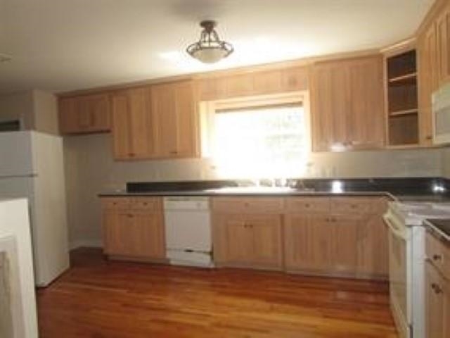 Foto del edificio - 4902 Heritage Park Blvd