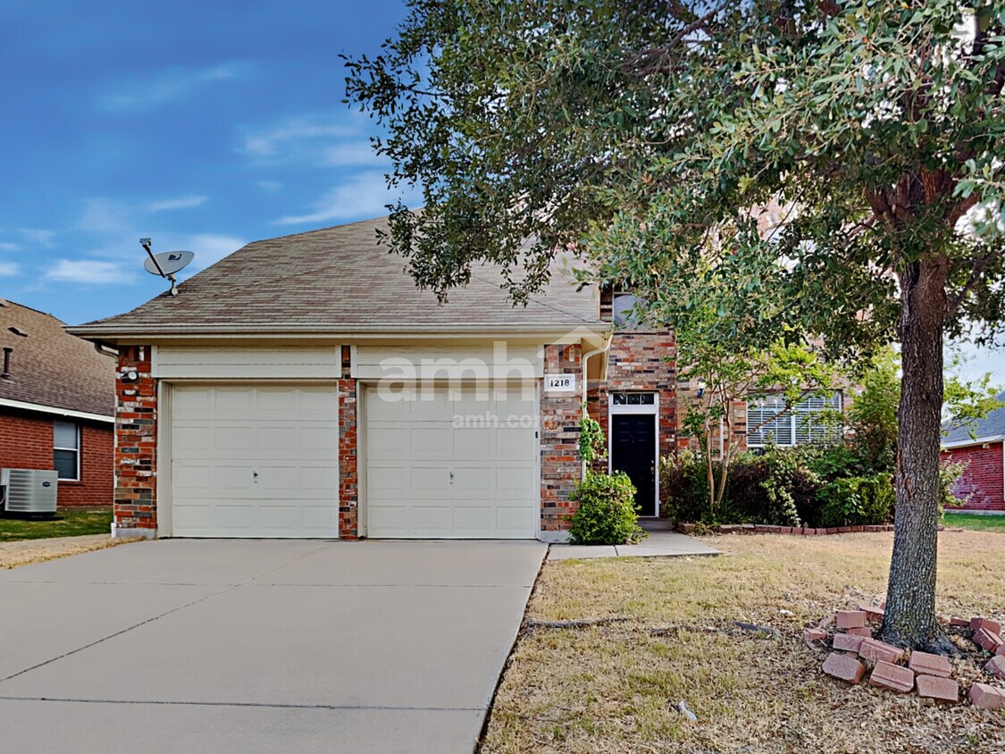 1218 Drive House Rental in Euless, TX