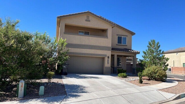 Foto del edificio - 3806 Dynamite Rd NE