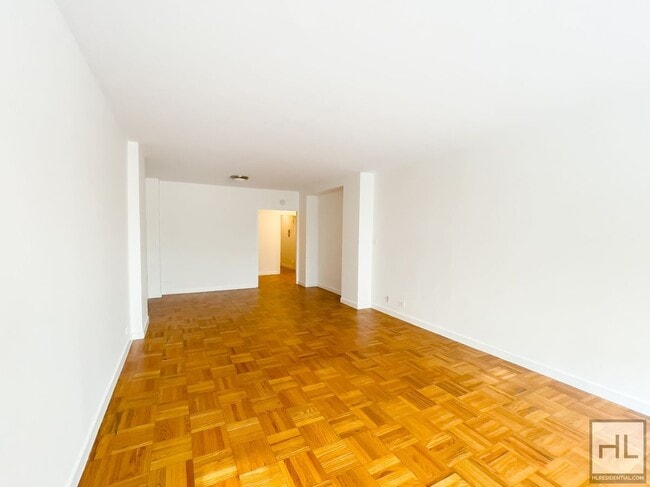 Building Photo - EAST 55 STREET