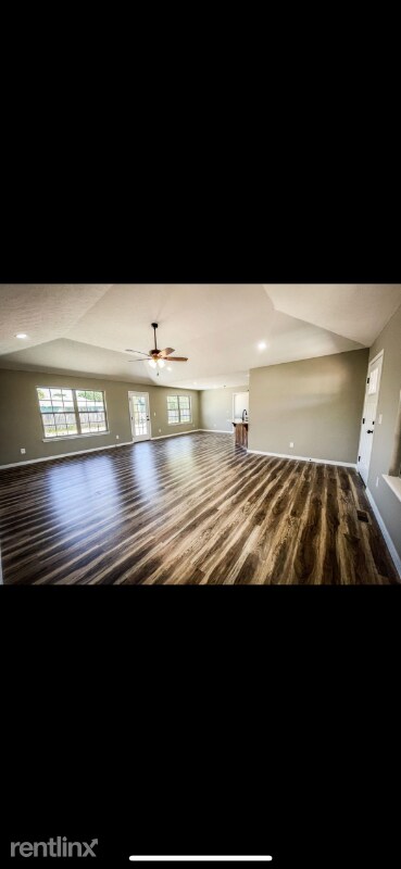 Foto del edificio - 3 br, 2 bath House - 313 E Seminole ST