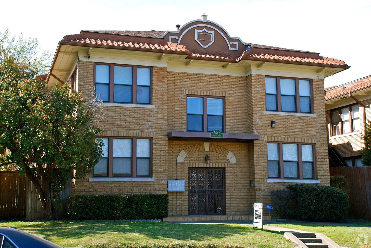 Building Photo - 5642 Richard Ave
