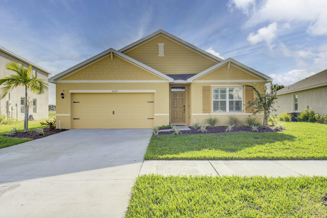 Primary Photo - 10519 SW Vasari Way
