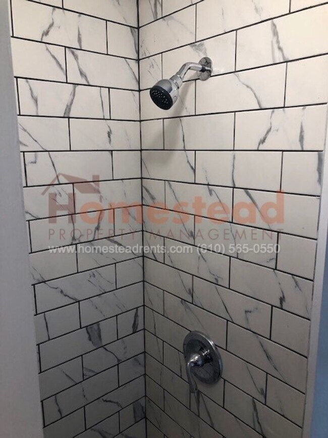 Foto del edificio - 504 W Airy St