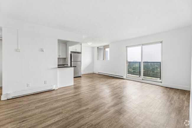 2BR, 1BA - 900SF - Living Room - 86 Cedar Street South
