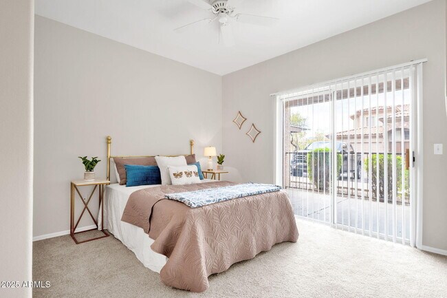 Foto del edificio - 13700 N Fountain Hills Blvd