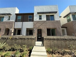Building Photo - 3560 E Peckham Paseo