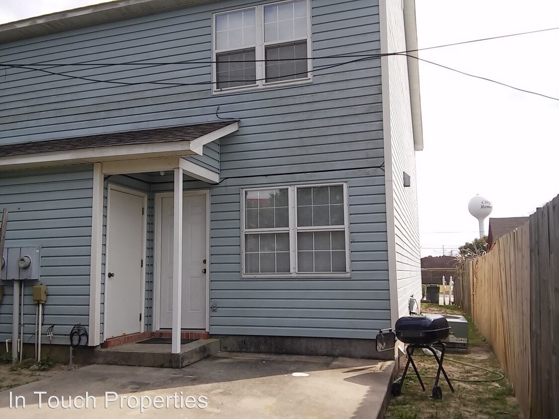 Building Photo - 1822 Plum St