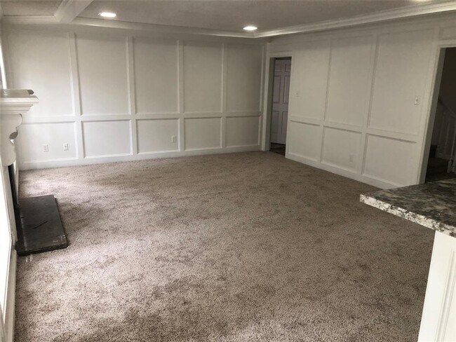 Foto del edificio - 5326 Pine Arbor Dr