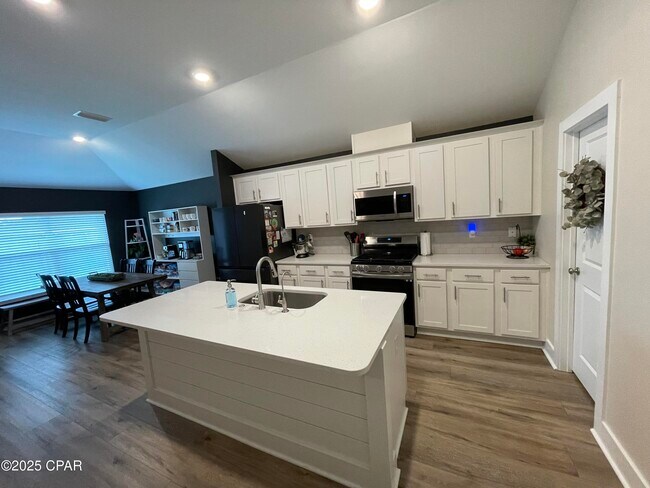 Foto del edificio - 226 Bayou Bend Ln