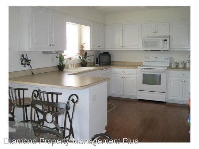 Building Photo - 302 Fishing Creek Dr