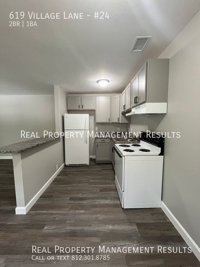 Foto del edificio - 619 Village Ln