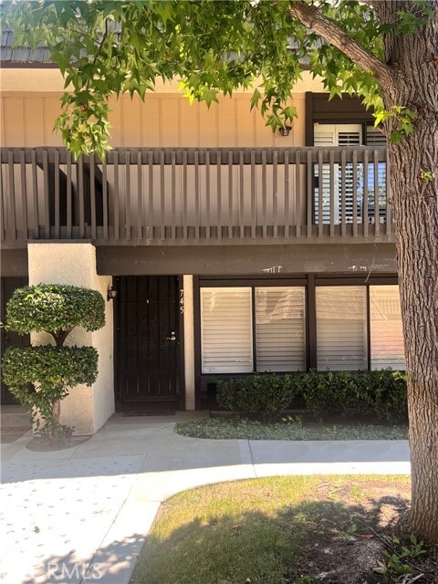 Building Photo - 745 Knollwood Ln