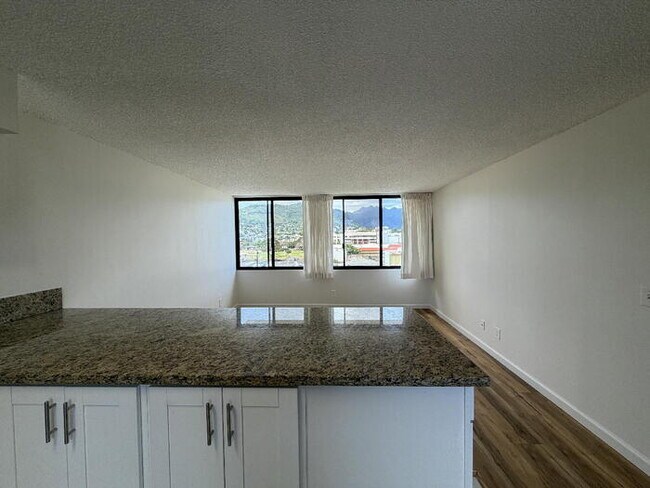 Foto del edificio - To register for the showing time, note the 4 digit code: 6041 and click "APPLY NOW."(mobile:orang...