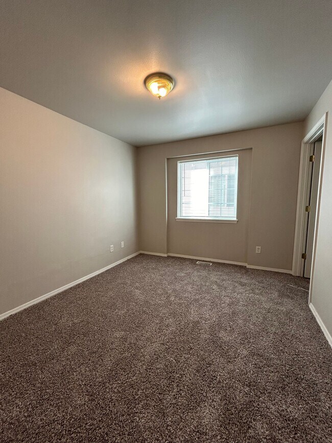 Foto del edificio - 7458 W Tottenham Ln
