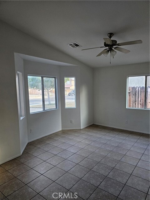 Building Photo - 781 Aurora Way