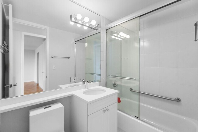 Foto del edificio - 1344 N Dearborn St