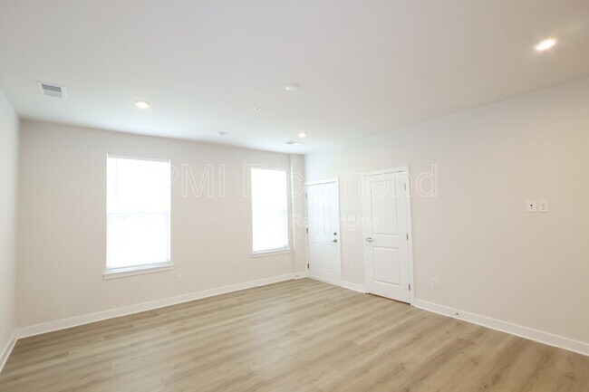 Foto del edificio - 2854 Calgary Ln