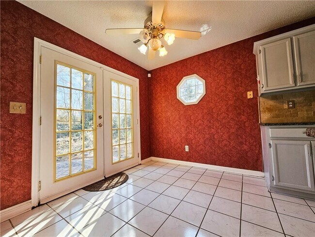 Foto del edificio - 2825 Binghampton Ln