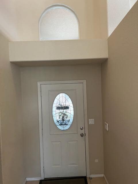 Foto principal - 8604 Bluff Springs Dr NE