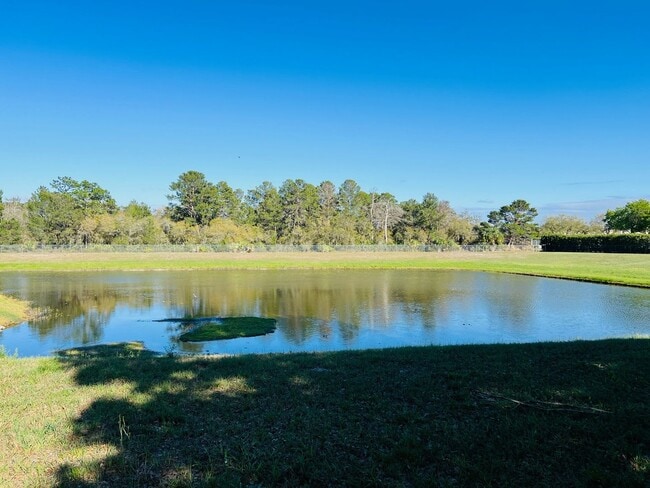 Photo - 2 Bedroom UCF Duplex House