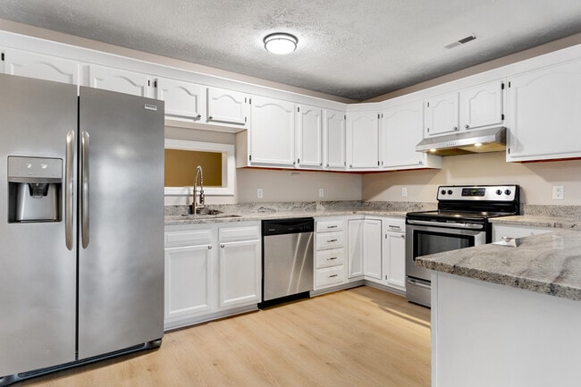 Building Photo - 107 Rystan Pl