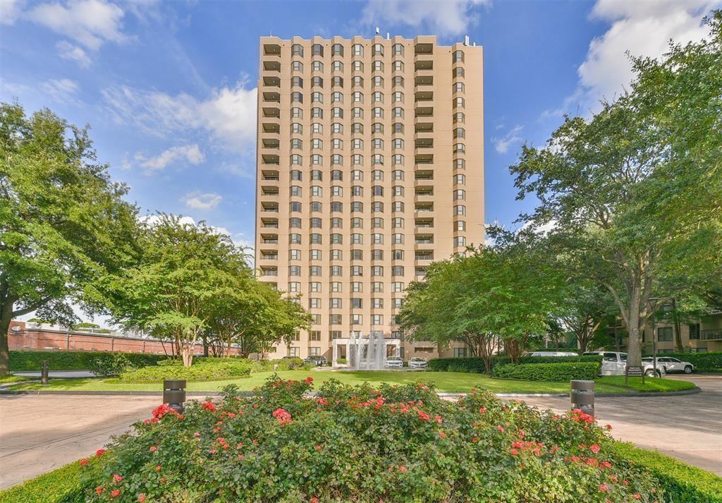 Foto principal - 651 Bering Dr