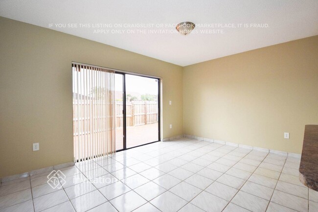 Foto del edificio - 4845 SW 144th Ct