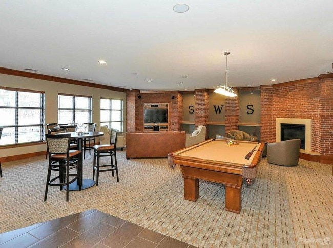 Foto del edificio - 13560 Technology Dr